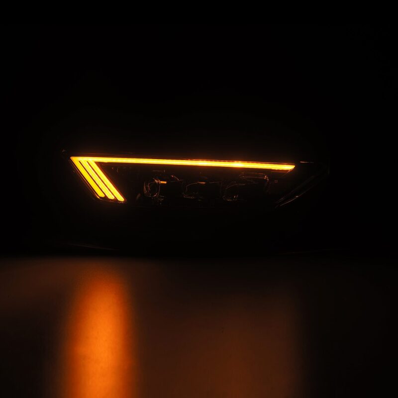 Load image into Gallery viewer, User 5
