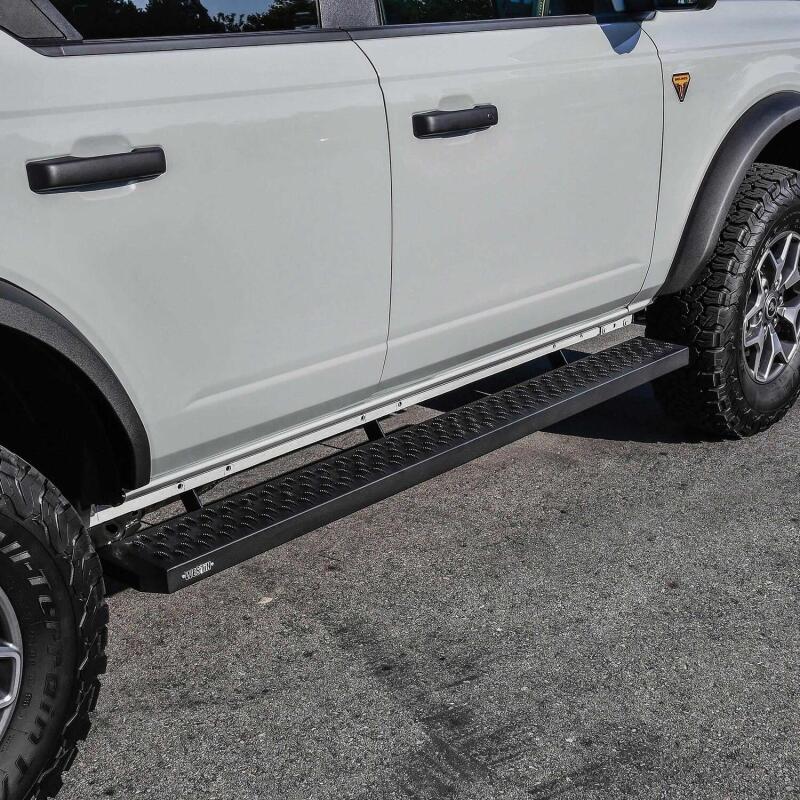 Load image into Gallery viewer, Westin Grate Steps Running Boards 75 in - Textured Black
