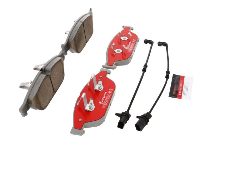 Load image into Gallery viewer, Brembo OE 20-22 Ford Mustang PRIME Ceramic Brake Pad - Front
