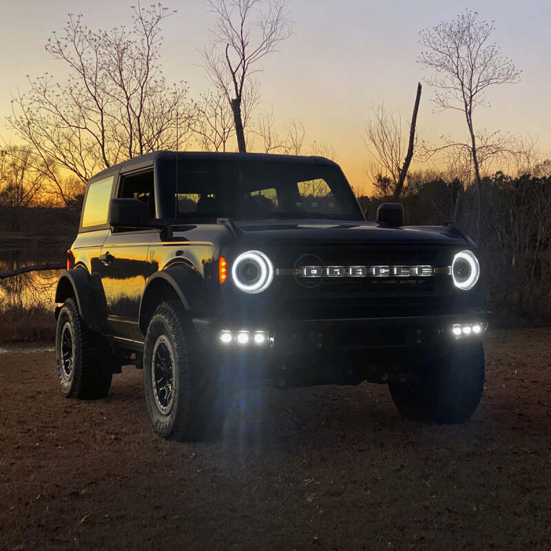 Load image into Gallery viewer, ORACLE Lighting 21-22 Ford Bronco Triple LED Fog Light Kit for Steel Bumper - White
