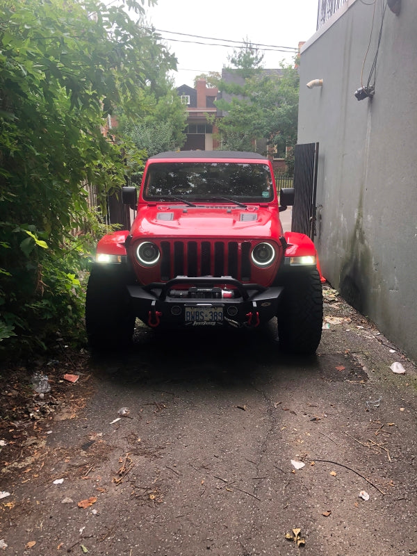 Load image into Gallery viewer, Oracle Oculus Bi-LED Projector Headlights for Jeep JL/Gladiator JT - Matte Blk - 5500K SEE WARRANTY
