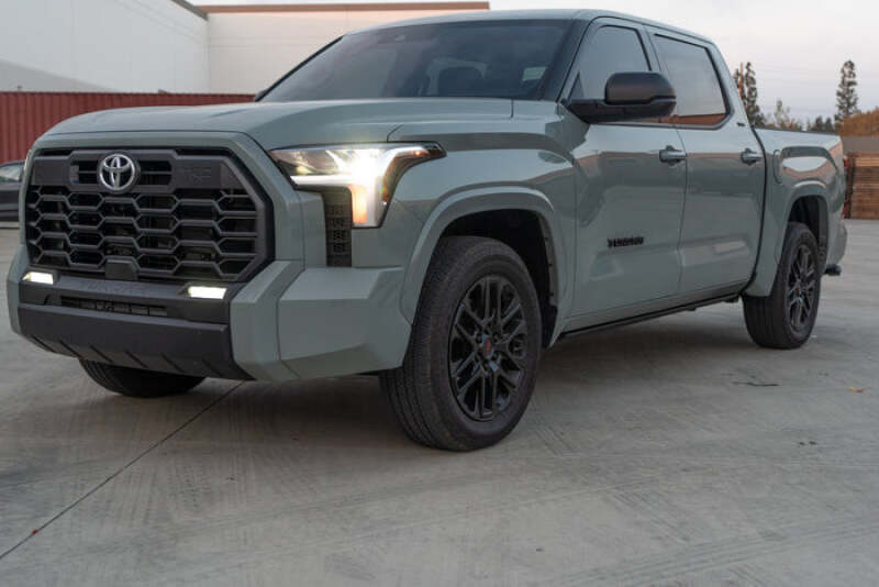 Load image into Gallery viewer, Photo - Primary
