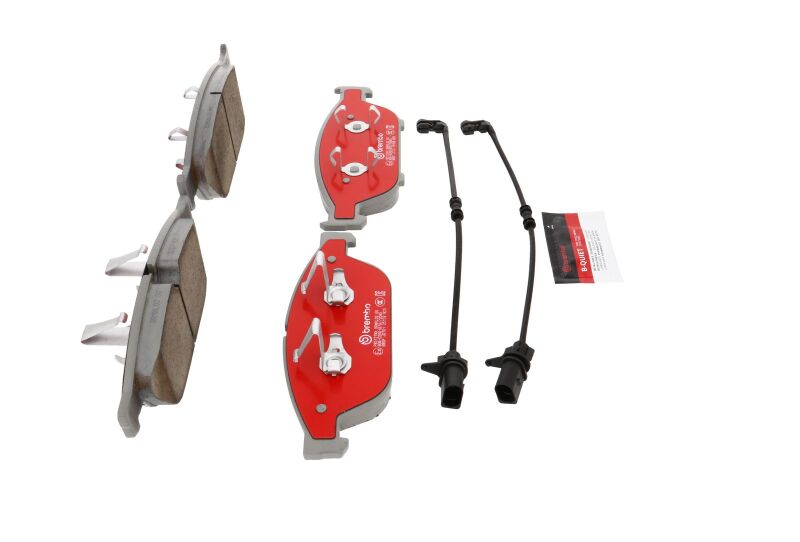 Load image into Gallery viewer, Brembo OE 20-22 Ford Mustang PRIME Ceramic Brake Pad - Front
