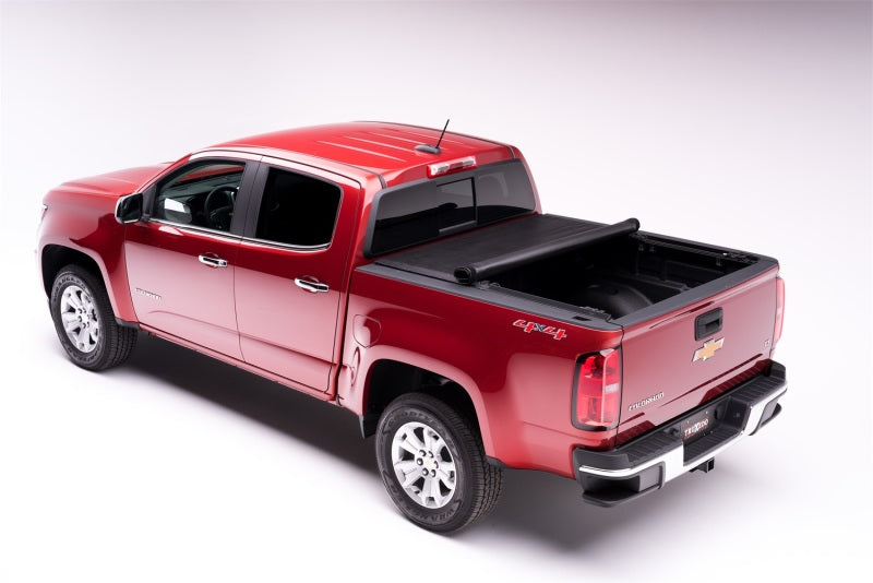 Load image into Gallery viewer, Truxedo 2023 GMC Canyon/Chevrolet Colorado 5ft 2in Deuce Bed Cover
