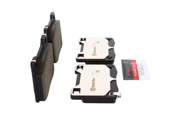 Load image into Gallery viewer, Brembo OE 20-22 Ford Mustang PRIME Ceramic Brake Pad - Rear
