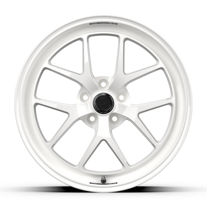 fifteen52 Sector RSR 19x9.5 5x114.3 38mm ET 73.1mm Center Bore Rally White