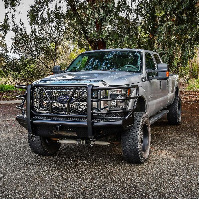 Load image into Gallery viewer, Westin/HDX Bandit 11-16 Ford F-250 / F-350 Front Bumper - Black
