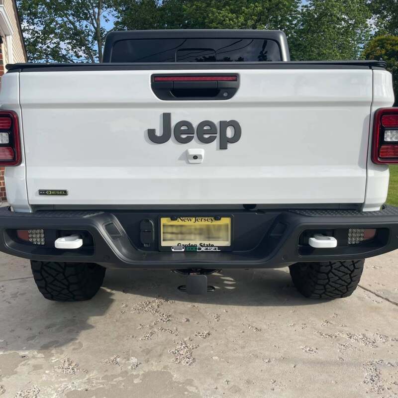 Load image into Gallery viewer, Oracle Rear Bumper LED Reverse Lights for Jeep Gladiator JT - 6000K SEE WARRANTY
