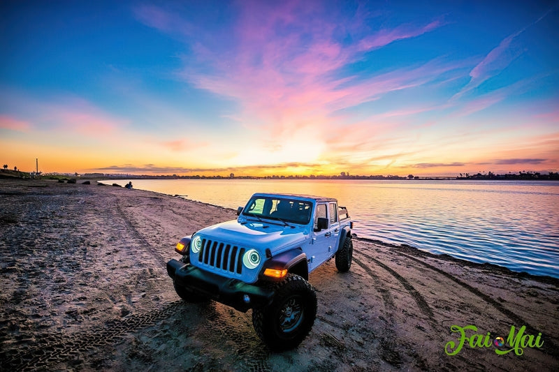 Load image into Gallery viewer, Oracle Oculus Bi-LED Projector Headlights for Jeep JL/Gladiator JT - Matte Blk - 5500K SEE WARRANTY
