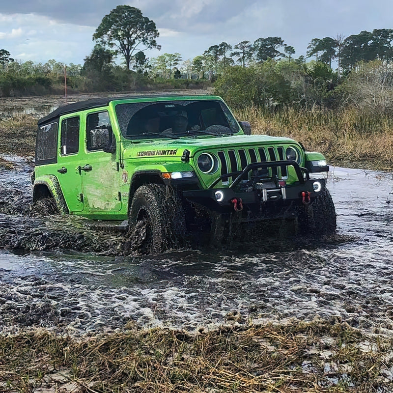 Load image into Gallery viewer, Oracle Jeep JL/Gladiator JT Oculus Bi-LED Projector Headlights - Amber/White Switchback SEE WARRANTY
