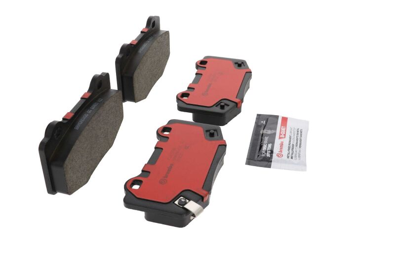 Load image into Gallery viewer, Brembo OE 15-22 Ford Mustang PRIME Ceramic Brake Pad - Rear
