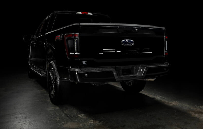 Load image into Gallery viewer, Oracle Lighting 21-24 Ford F-150 Flush Style LED Tail Lights SEE WARRANTY
