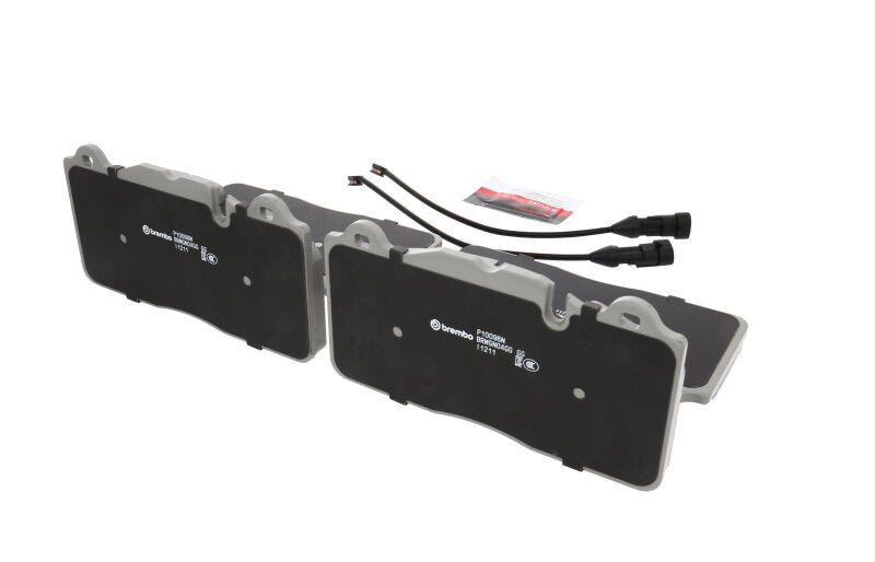Load image into Gallery viewer, Brembo OE 14-15 Chevrolet Camaro Ceramic Brake Pad - Front
