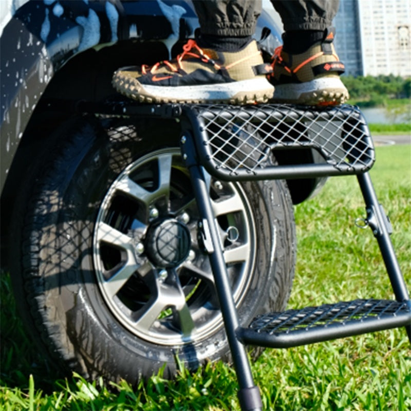 Load image into Gallery viewer, 3D MAXpider 3D Modular Tire Step - Sand (Fits up to 30in Tires)
