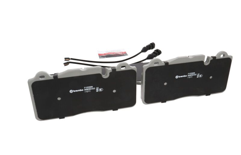 Load image into Gallery viewer, Brembo OE 14-15 Chevrolet Camaro Ceramic Brake Pad - Front
