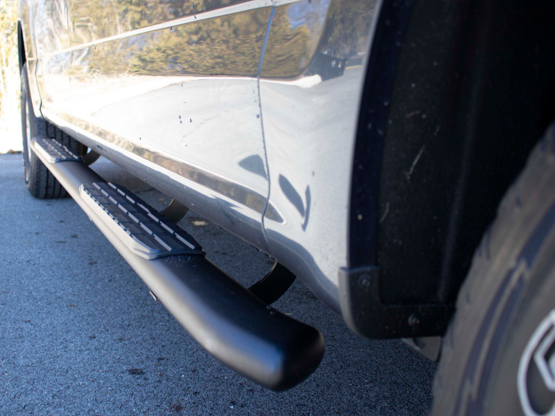 Load image into Gallery viewer, Fishbone Offroad 2019+ Chevrolet Silverado 1500 Double Cab Oval Side Steps - Black Textured

