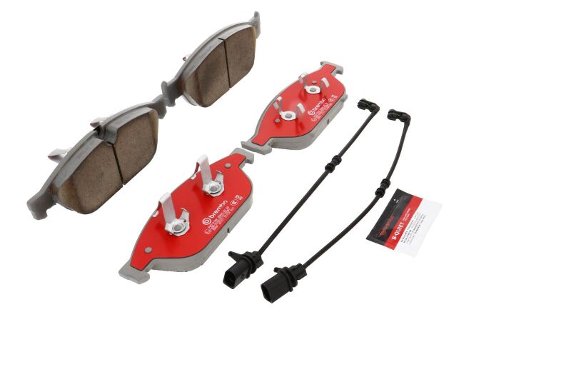 Load image into Gallery viewer, Brembo OE 20-22 Ford Mustang PRIME Ceramic Brake Pad - Front
