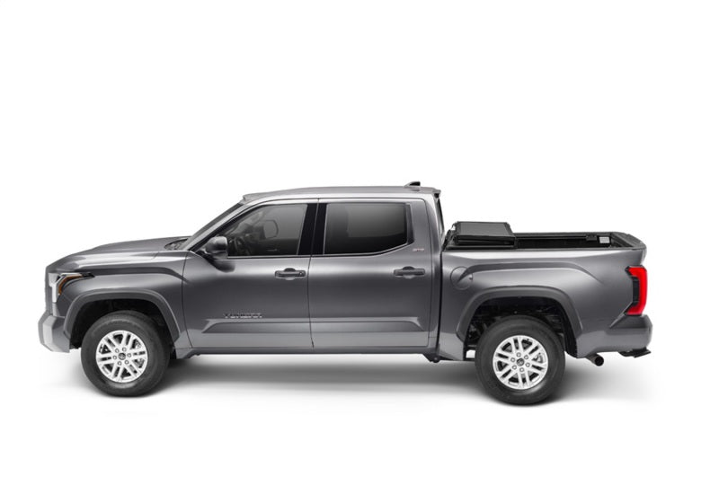 Load image into Gallery viewer, Extang 14-22 Toyota Tundra w/Rail Sys. (6ft. 7in. Bed) Solid Fold ALX
