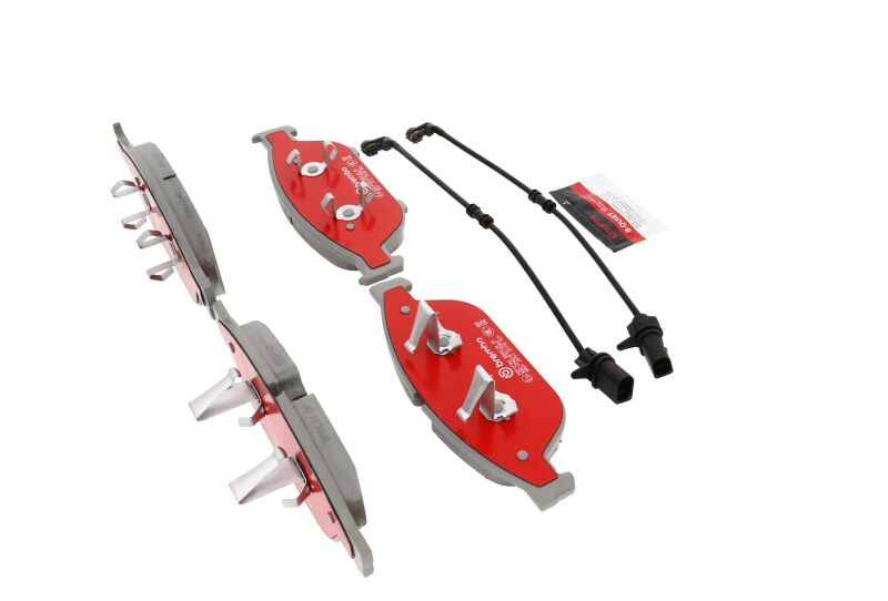 Load image into Gallery viewer, Brembo OE 20-22 Ford Mustang PRIME Ceramic Brake Pad - Front
