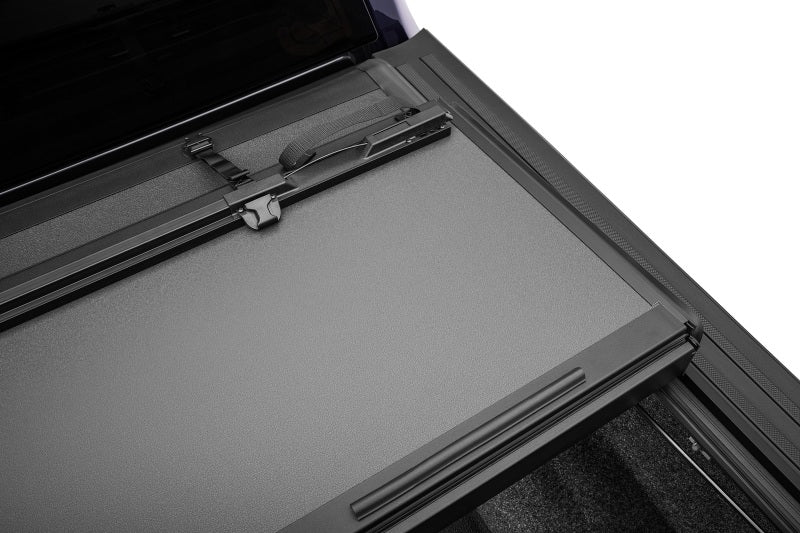 Load image into Gallery viewer, Extang 22-23 Toyota Tundra (with/without Rail Sys) 6.7ft. Bed Endure ALX
