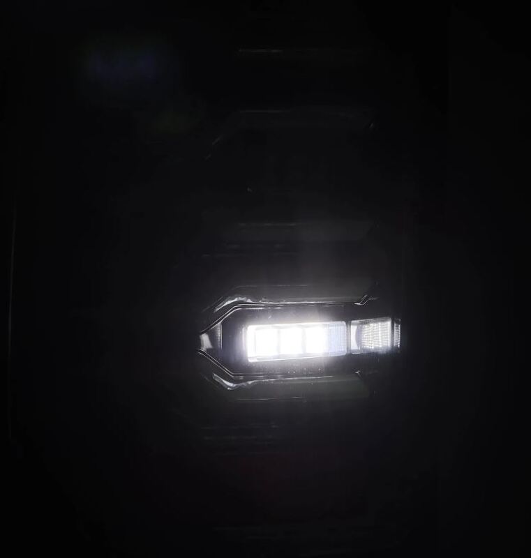 Load image into Gallery viewer, User 7
