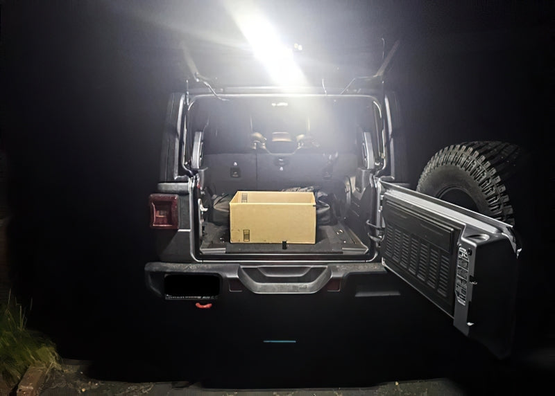 Load image into Gallery viewer, Oracle Jeep Wrangler JL Cargo LED Light Module - Amber/White
