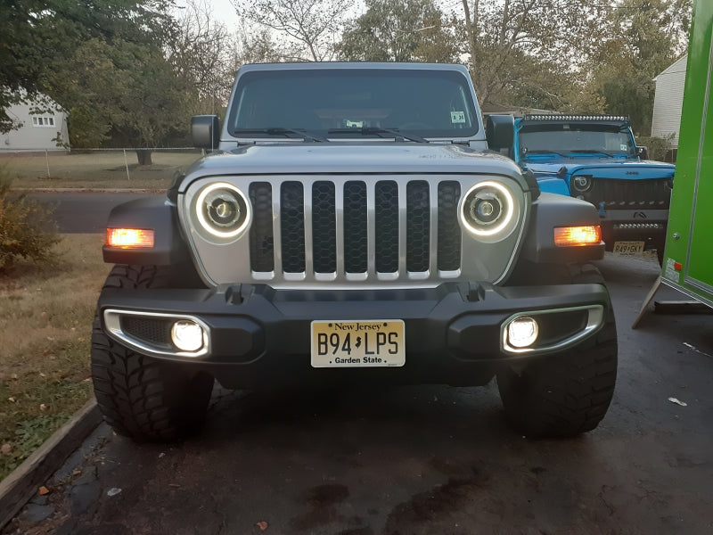 Load image into Gallery viewer, Oracle Jeep JL/Gladiator JT Oculus Bi-LED Projector Headlights - Amber/White Switchback SEE WARRANTY
