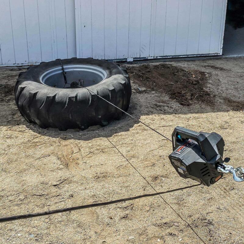 Load image into Gallery viewer, Superwinch Hand Hauler 1000 Winch 24 VDC 1000 lbs Line Pull Soft Shackle Rope End Safely
