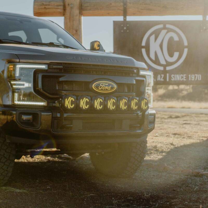 Load image into Gallery viewer, KC HiLiTES 2017+ Ford Super Duty Gravity LED Pro6 7-Light Bar Kit - Front Bumper
