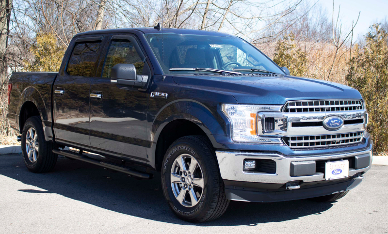 Load image into Gallery viewer, Fishbone Offroad 15-22 Ford F150 Extended Cab Oval Side Steps - Black Textured
