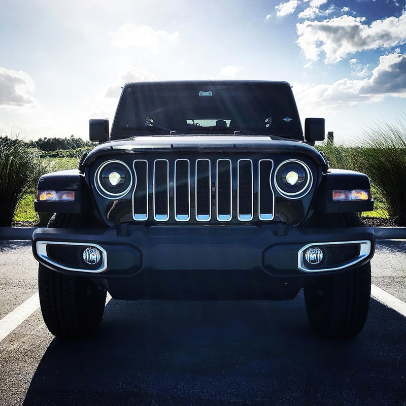 Load image into Gallery viewer, Oracle Oculus Bi-LED Projector Headlights for Jeep JL/Gladiator JT - Matte Blk - 5500K SEE WARRANTY
