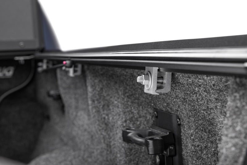 Load image into Gallery viewer, Extang 22-23 Toyota Tundra (with/without Rail Sys) 6.7ft. Bed Endure ALX
