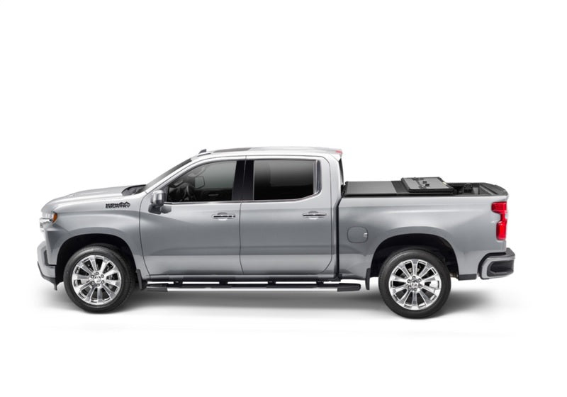 Load image into Gallery viewer, Extang 20-23 Chevy/GMC Silverado/Sierra 2500/3500HD (8ft. 2in. Bed) Solid Fold ALX
