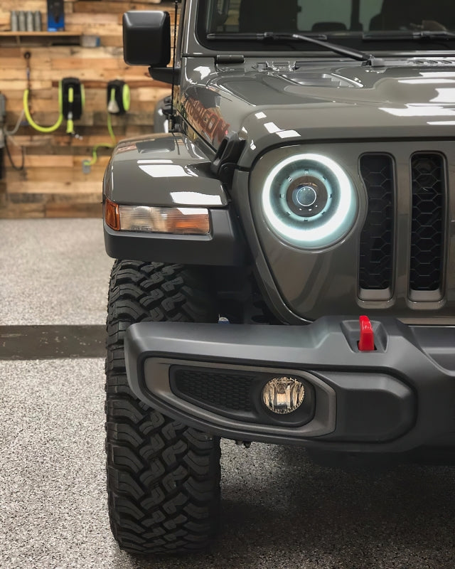 Load image into Gallery viewer, Oracle Oculus Bi-LED Projector Headlights for Jeep JL/Gladiator JT - Matte Blk - 5500K SEE WARRANTY
