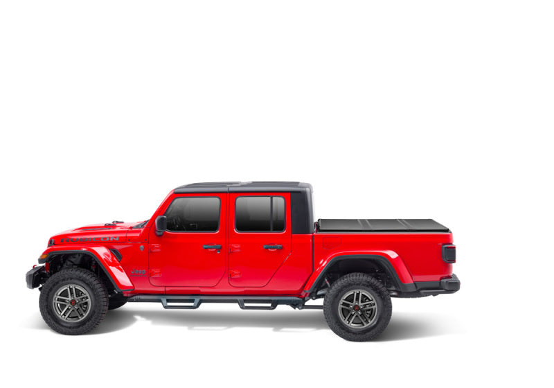 Load image into Gallery viewer, Extang 2020 Jeep Gladiator (JT) (w/Rail System) Solid Fold 2.0
