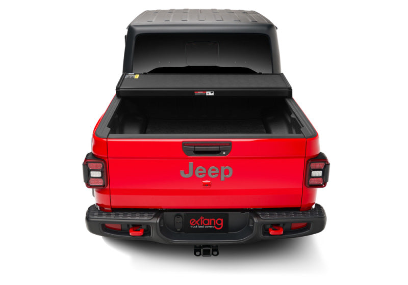 Load image into Gallery viewer, Extang 2020 Jeep Gladiator (JT) (w/Rail System) Solid Fold 2.0
