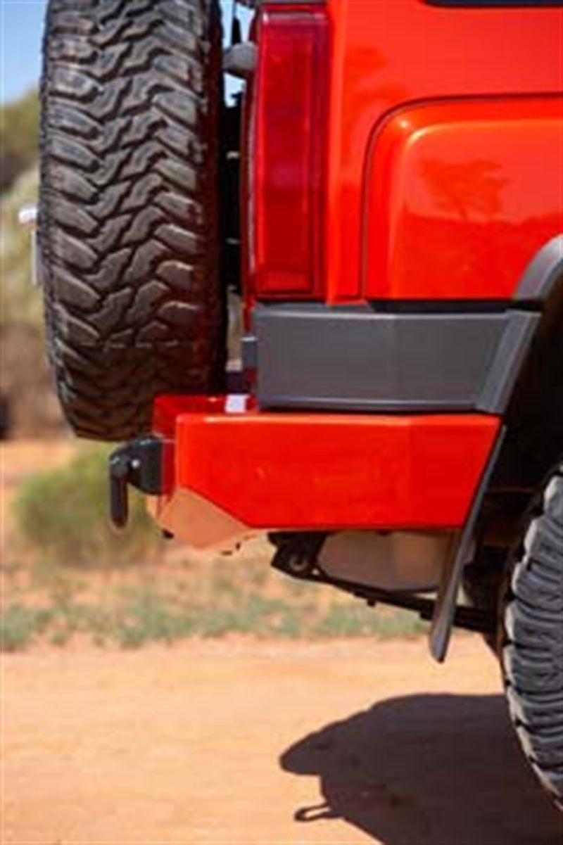 Load image into Gallery viewer, ARB Rear Bar Hummer H3 No Flr
