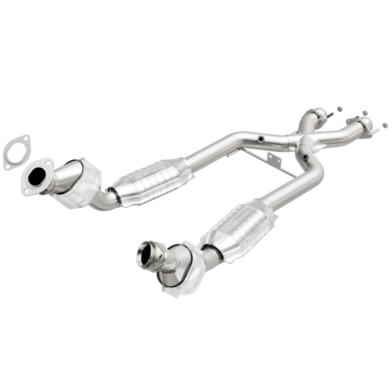 Load image into Gallery viewer, MagnaFlow Conv DF 96-98 Ford Mustang 4.6L
