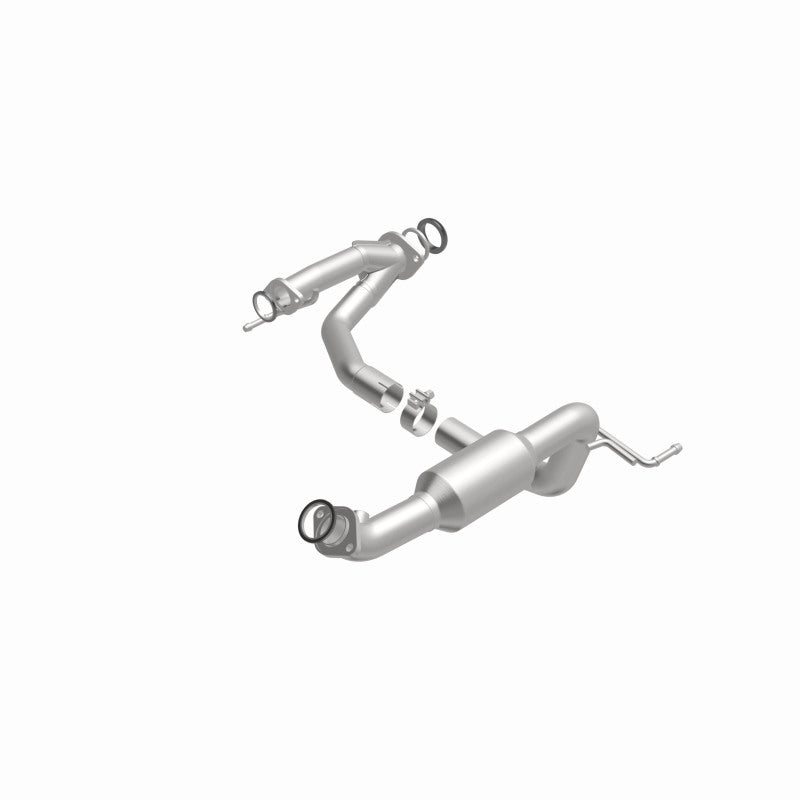 Load image into Gallery viewer, MagnaFlow 05-07 / 09-11 Toyota Tacoma Direct-Fit Catalytic Converter
