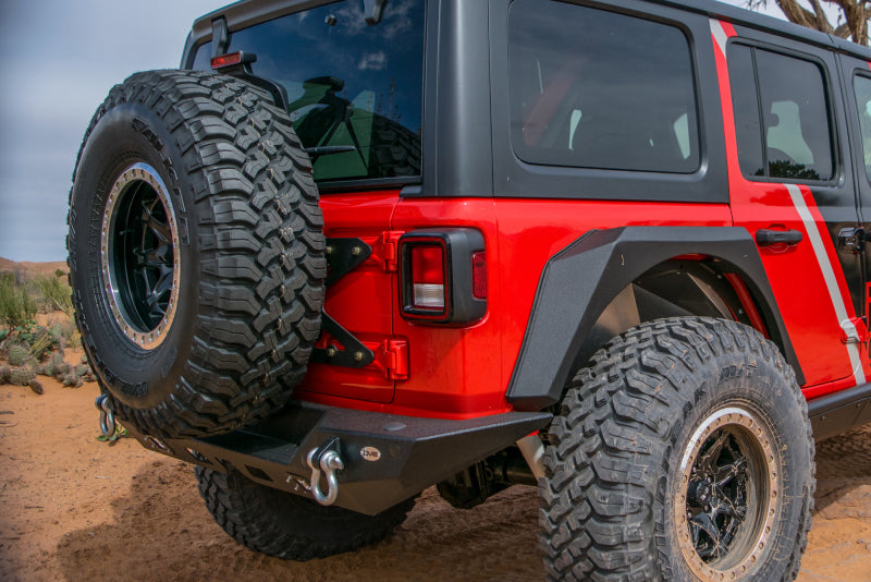 Load image into Gallery viewer, DV8 Offroad 2018+ Jeep Wrangler JL Tailgate Mounted Tire Carrier

