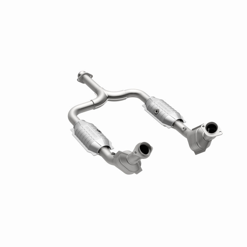 Load image into Gallery viewer, Magnaflow Conv DF 01-04 Ford Mustang 3.8L CA
