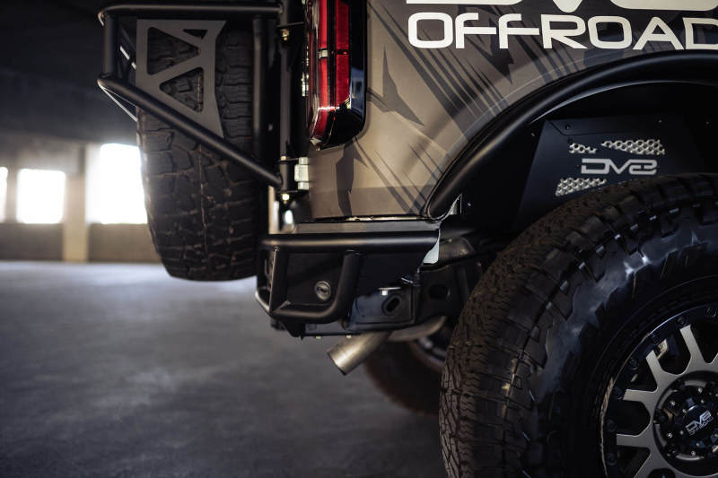 Load image into Gallery viewer, DV8 Offroad 21-23 Ford Bronco Competition Series Rear Bumper
