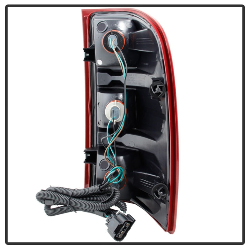 Load image into Gallery viewer, xTune GMC Sierra 07-13 Driver Side Tail Lights - OEM Left ALT-JH-CSIL07-OE-L
