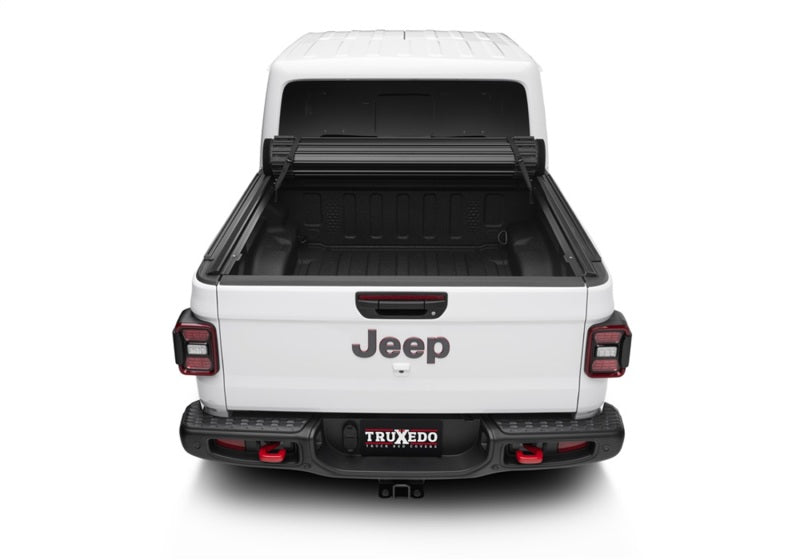 Load image into Gallery viewer, Truxedo 2020 Jeep Gladiator 5ft Sentry CT Bed Cover
