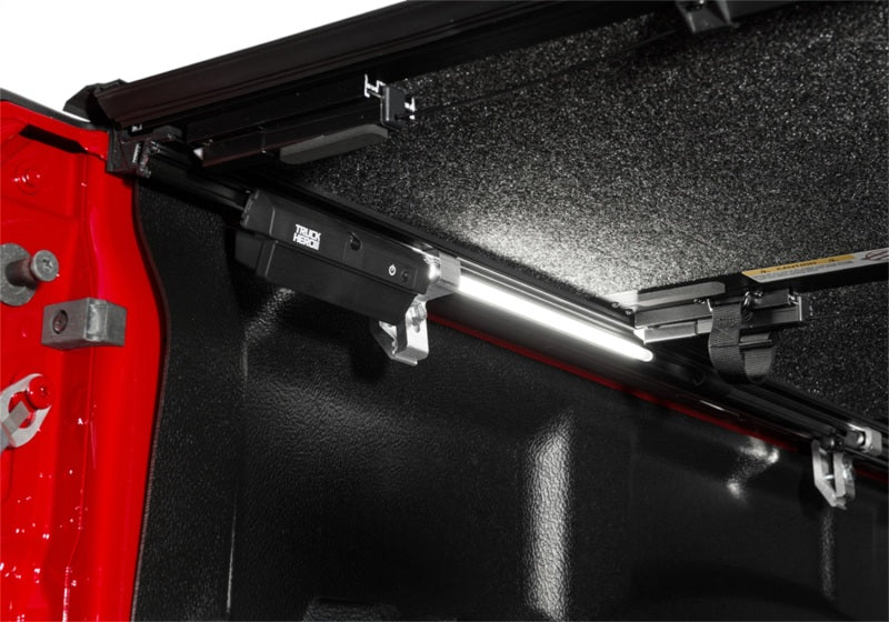 Load image into Gallery viewer, UnderCover 19-20 Ram 1500 (w/ Rambox) 5.7ft Ultra Flex Bed Cover
