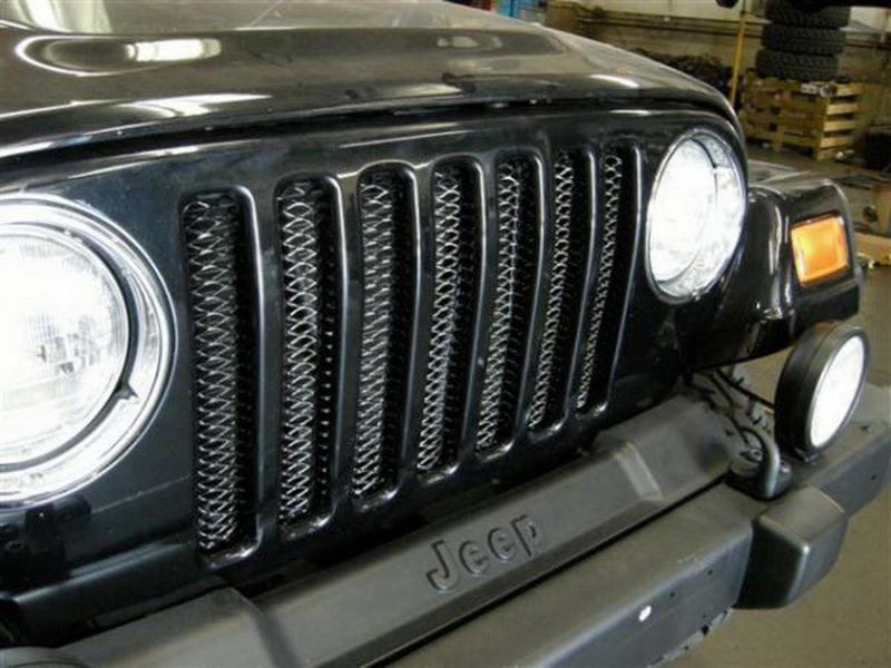 Load image into Gallery viewer, Rampage 1997-2006 Jeep Wrangler(TJ) Grille 3D Single Piece - Black
