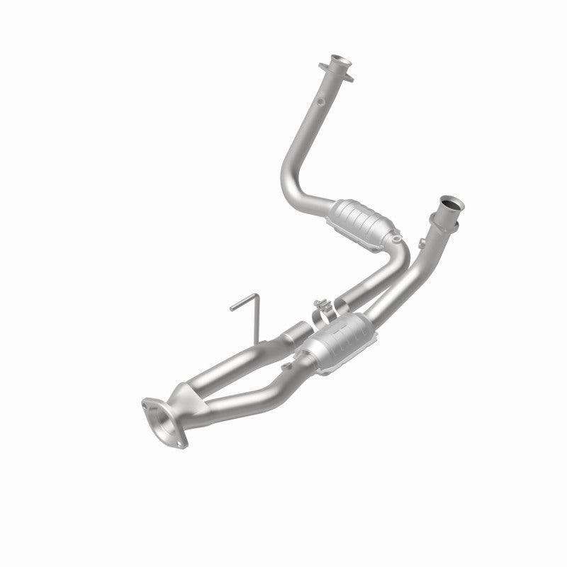 Load image into Gallery viewer, MagnaFlow Conv DF 05-06 Jeep Grand Cherokee 3.7L Y-Pipe Assembly
