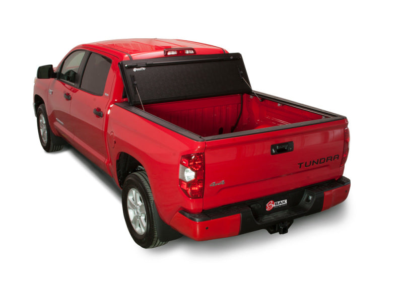 Load image into Gallery viewer, BAK 16-20 Toyota Tacoma 6ft Bed BAKFlip FiberMax
