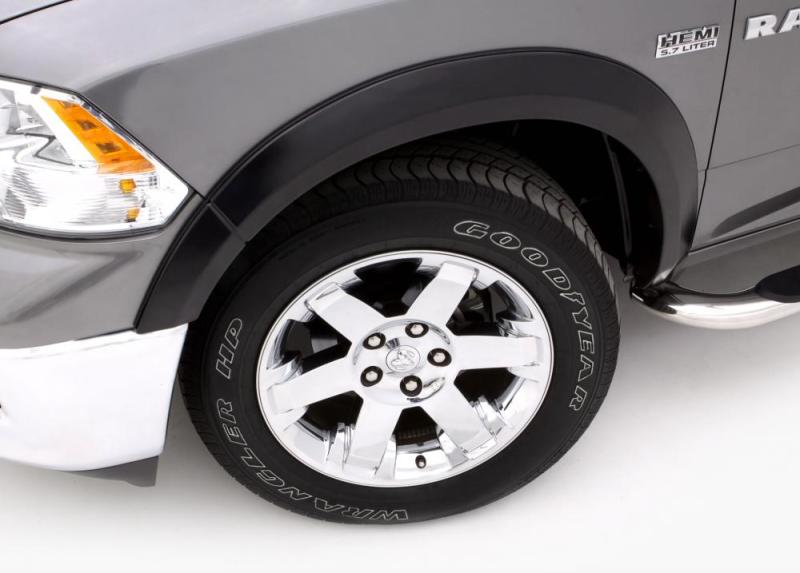 Load image into Gallery viewer, Lund 99-07 Chevy Silverado 1500 SX-Sport Style Smooth Elite Series Fender Flares - Black (4 Pc.)
