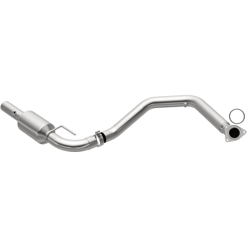 Load image into Gallery viewer, MagnaFlow 2009 Chevrolet Express 4500 V8 6.0L Left Underbody Catalytic Converter

